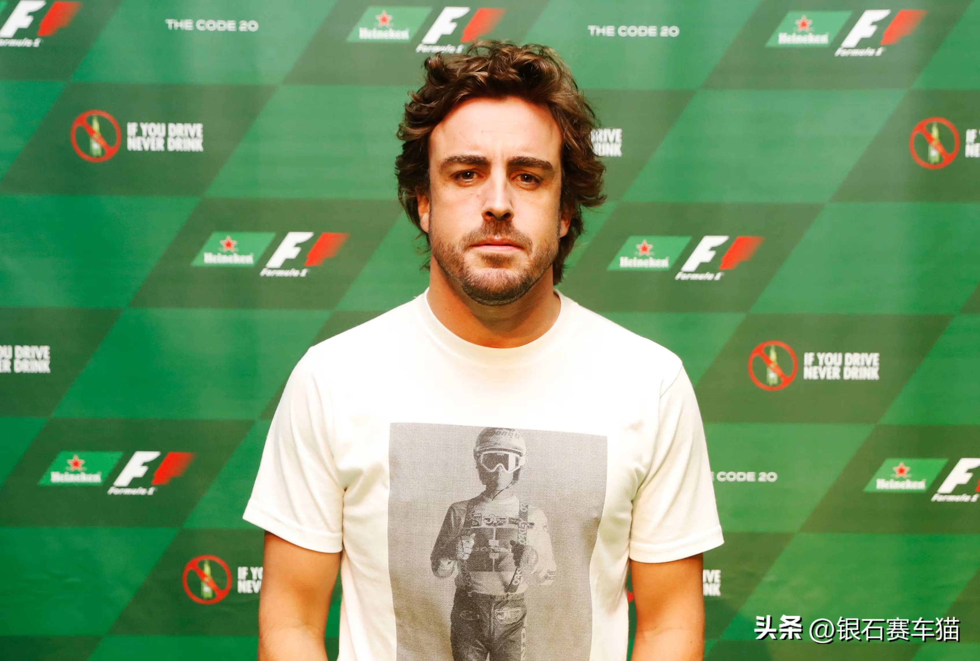 雷诺车队逆转梅赛德斯,阿隆索关键制胜 雷诺车队逆转梅赛德斯,阿隆索关键制胜