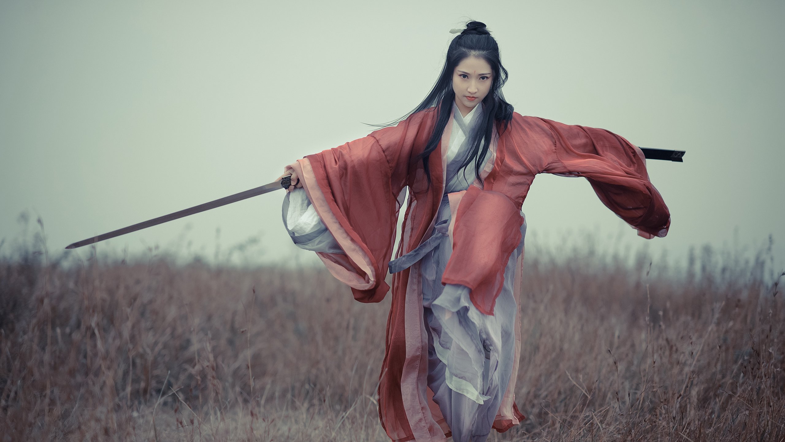 范戴克冲出雨夜，一场街道赛的自我救赎